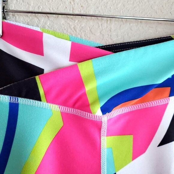 Fabletics Womens Pants Salar S Multicolor Crop Athletic Leggings Powerhold - Picture 3 of 7